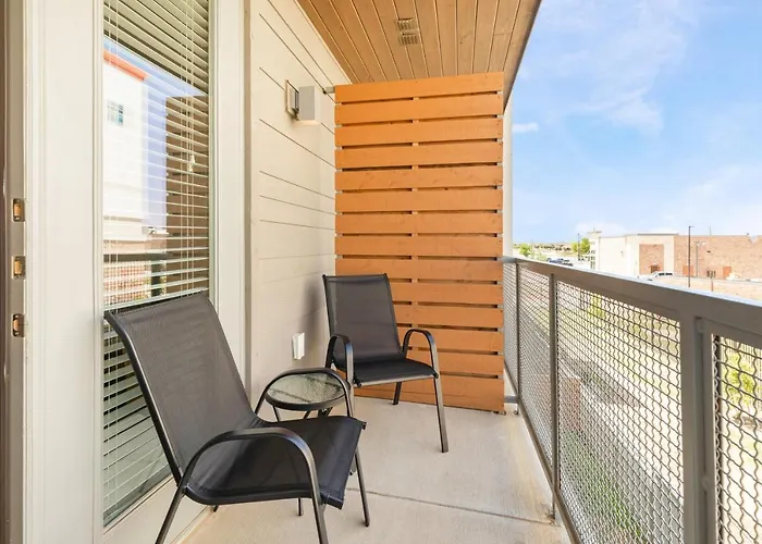 Elegant & Luxurious Modern With Southern Charm